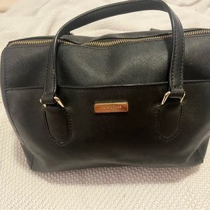 Kate Spade purse that can be handbag and satchel. Make offer ! 👜